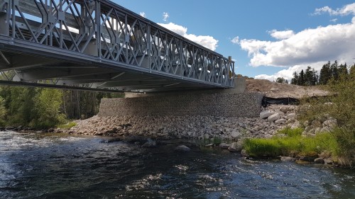 Bridge abutment wall, Saskatchewan